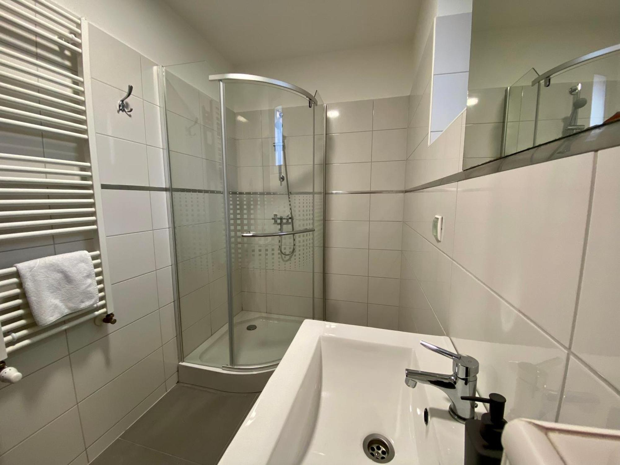 M&F Apartman 艾格扎洛克 外观 照片